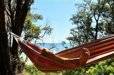 Location de vacances naturistes 4 étoiles à Bravone : caming, mini-villas, villas, chalets, lodges mobile homes - Domaine de Bagheera Corsica