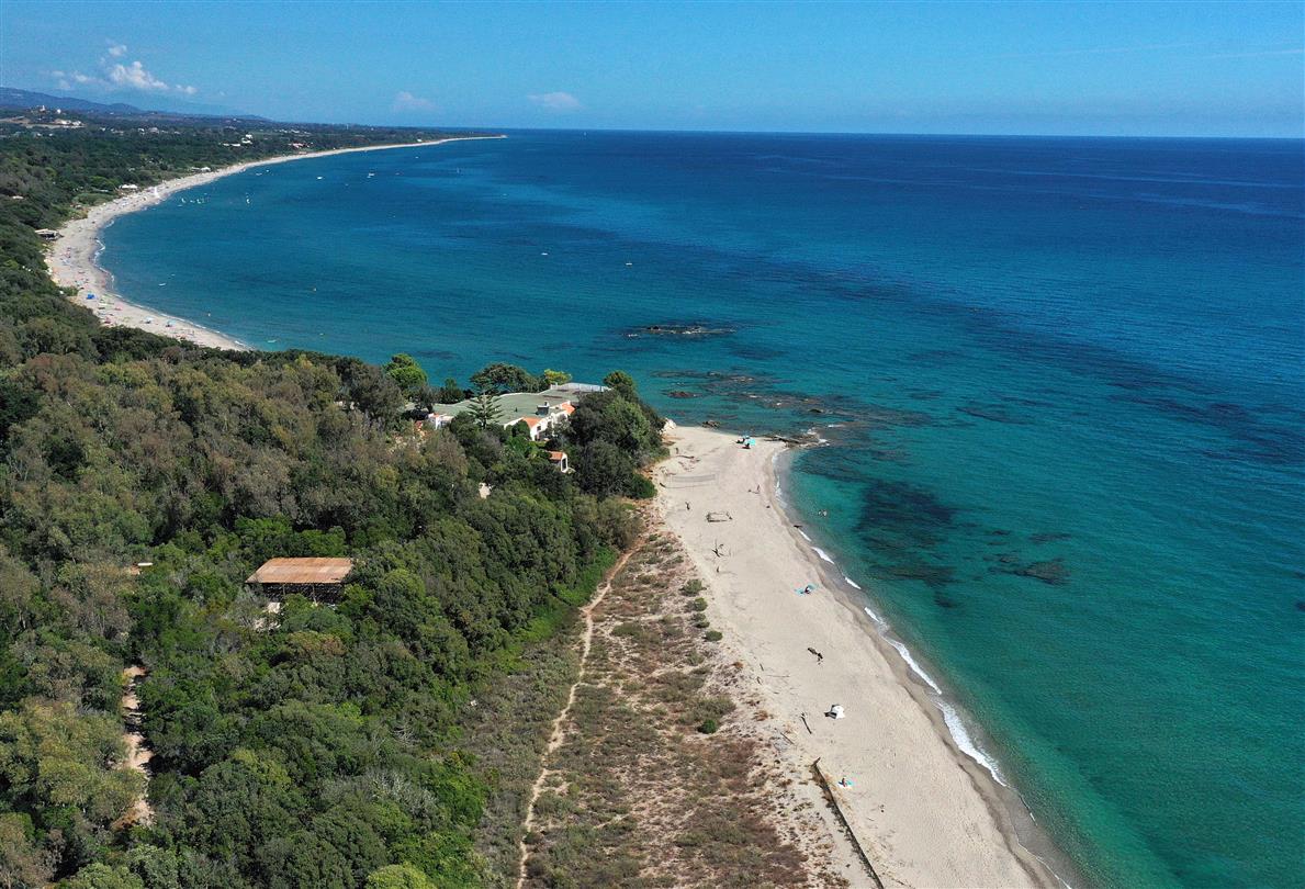 Familieverblijf in een naturistendomein op Corsica, aan de Middellandse Zee - Domaine de Bagheera
