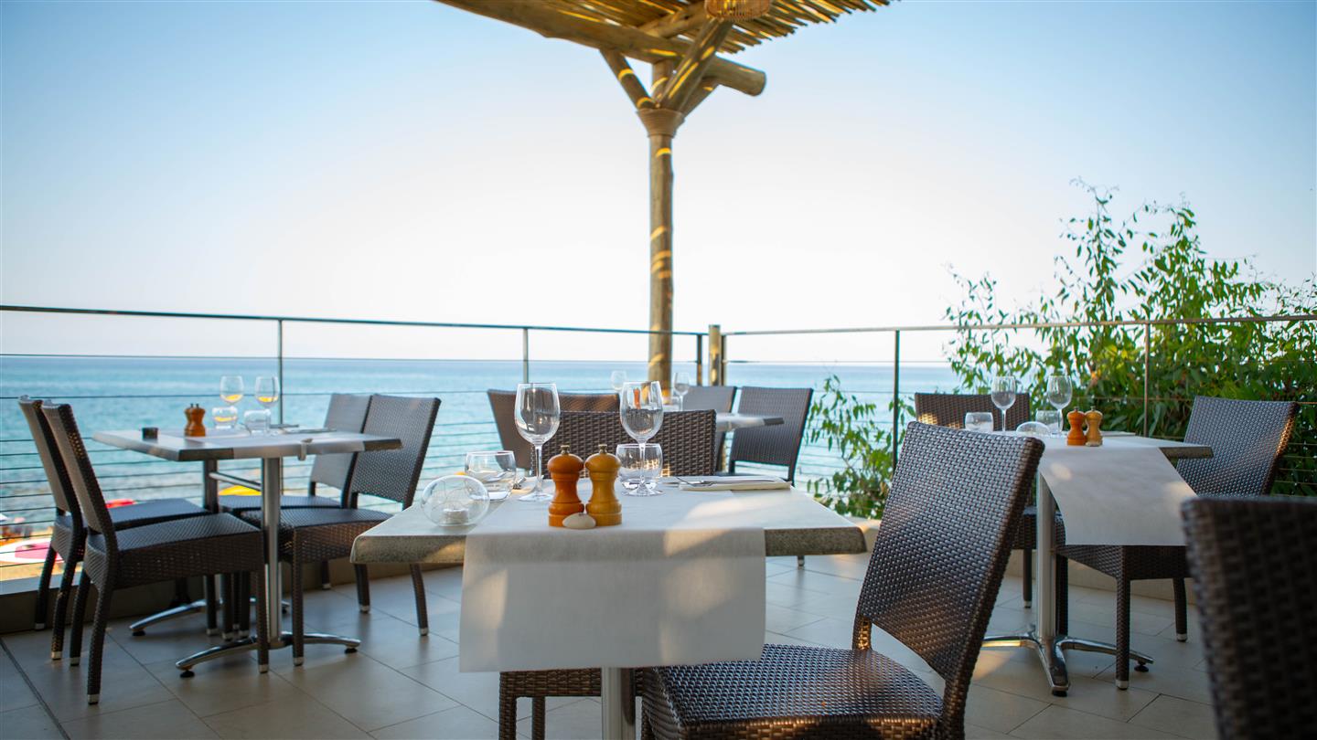 Seaside restaurant Bagheera in Bravone Linguizzetta, Corsica