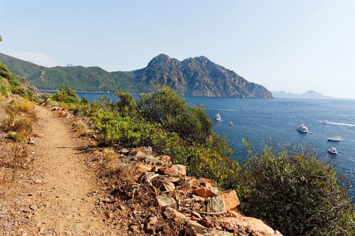 Paysages Corse - Domaine de Bagheera, camping naturiste bord de mer corse