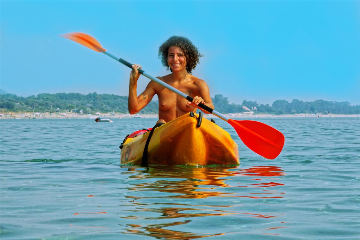 Location de kayak camping naturiste corse - Domaine de Bagheera 