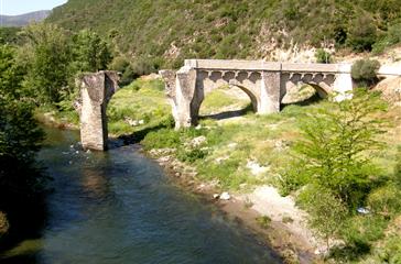 Ponte Novo entre Bastia et Corte  - Domaine de Bagheera, naturisme corse
