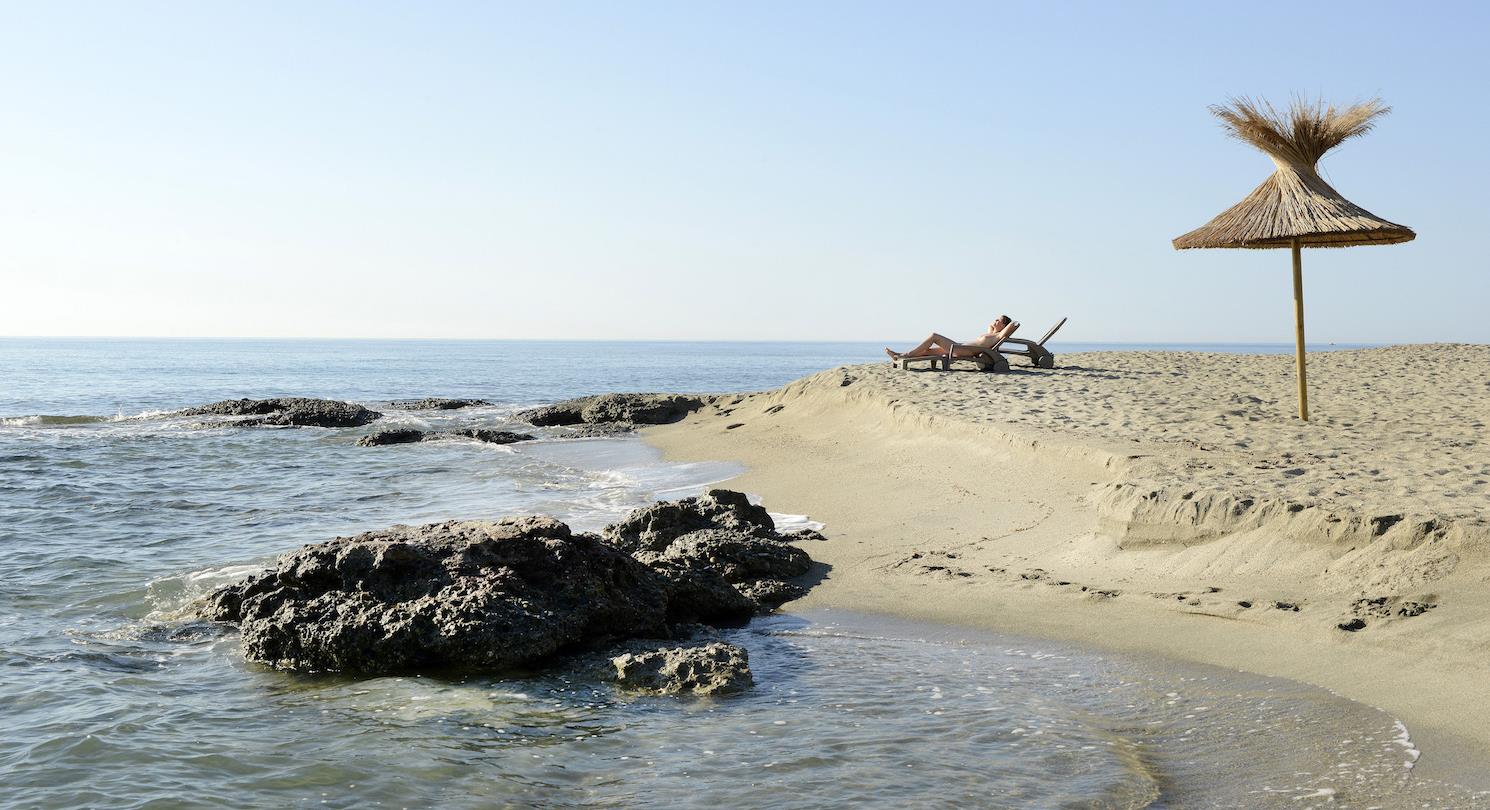 Plage naturiste - Bagheera residence naturiste au bord de la Méditerranee