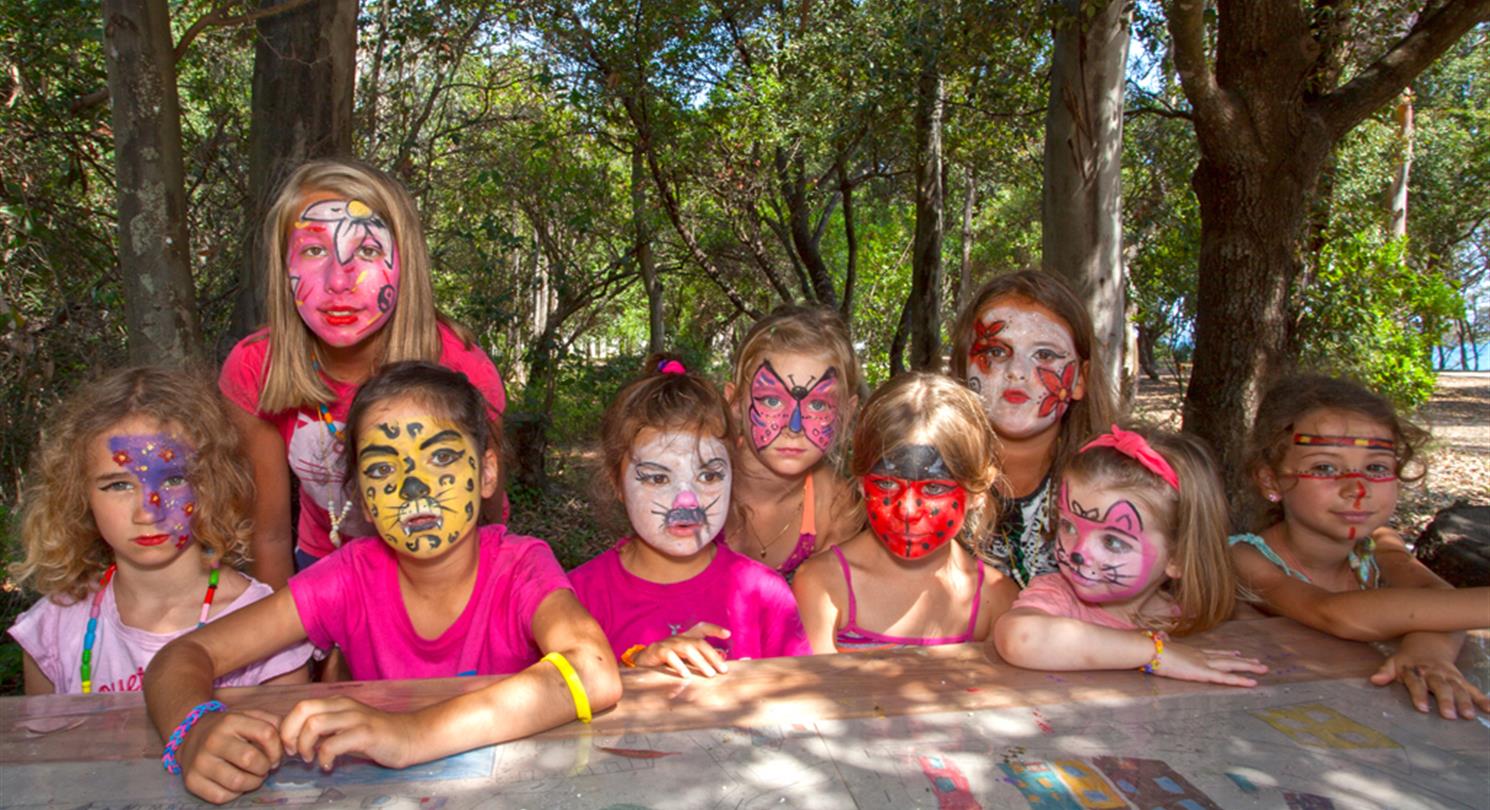 Atelier gratuit maquillage enfants - Camping de Bagheera proche Porto Vecchio, camping naturiste corse