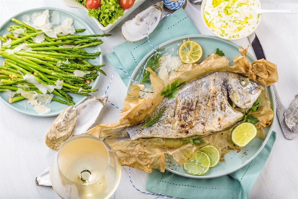 Poisson, filet de dorade Corse - Résidence de tourisme naturiste 3 étoiles Bagheera en Corse
