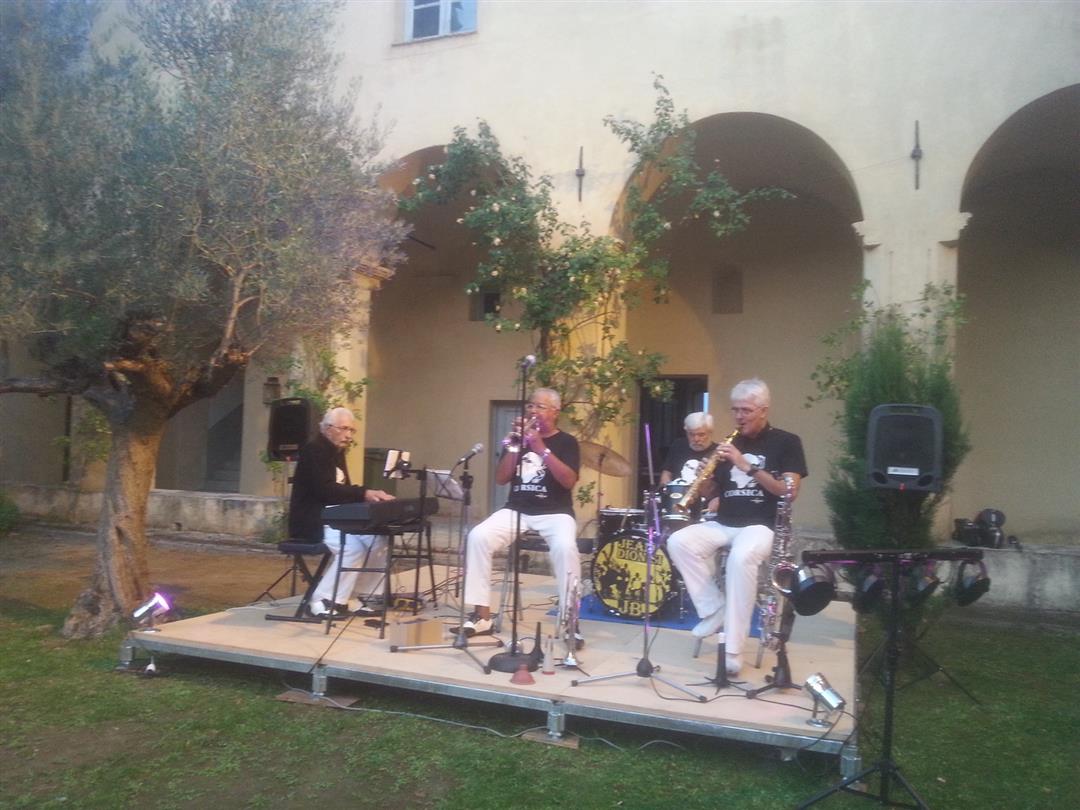Concert Jean Dionisi Jazz Band au Domaine de Bagheera, camping naturiste Corse