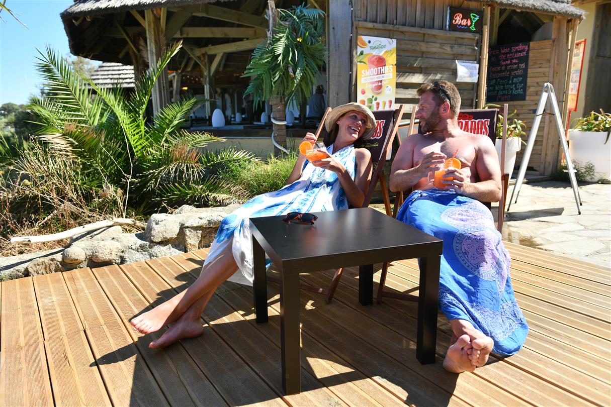 Paillote - Camping naturiste Corse bord de mer 