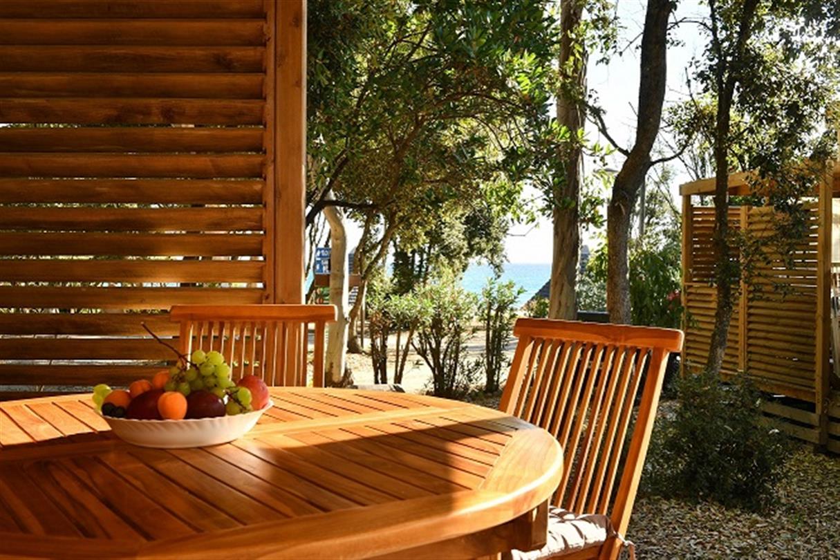 Mobil home 3 chambres vue mer - Camping naturiste Corse
