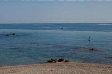 plage de bagheera , eau turquoise , sable fin