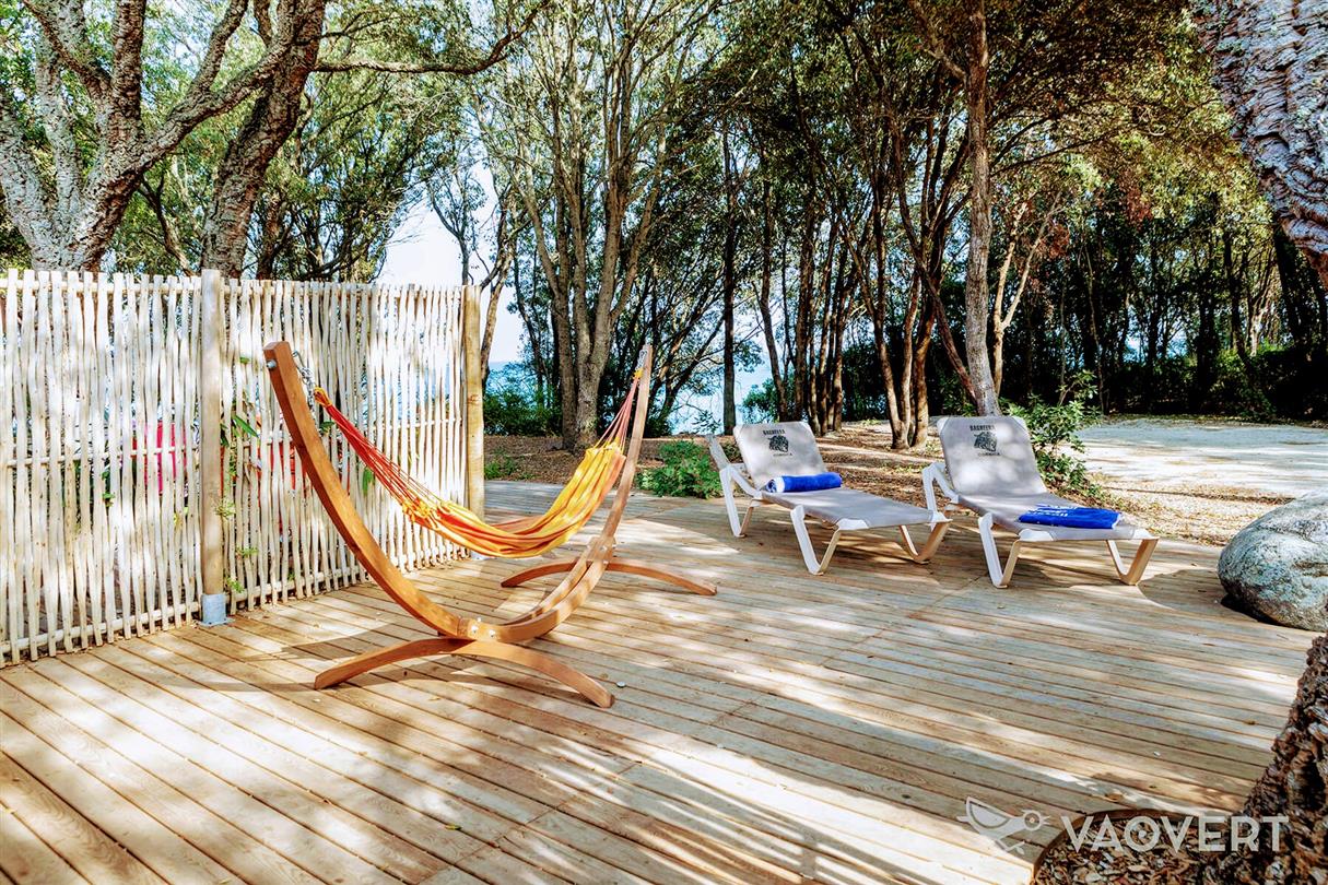 Terrasse bord de mer en bois