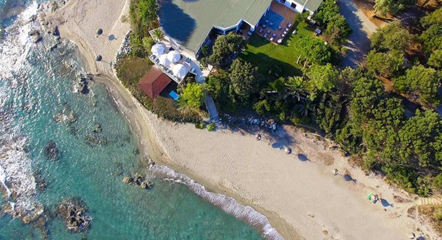 Plage naturiste de Bagheera - Domaine naturiste 4 étoiles en Corse