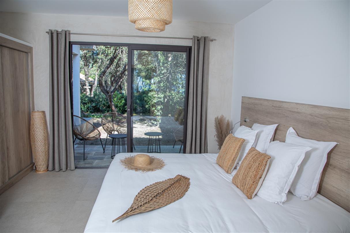 Promo séjour location naturiste corse 4 étoiles bord de mer