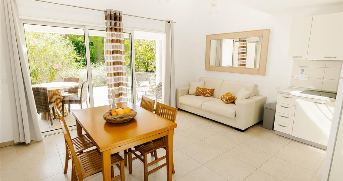 Sejour en residence naturiste bord de mer entre Bastia et Porto Vecchio