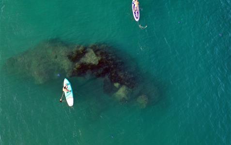 Location de paddle au camping naturiste corse, camping 4 étoiles au bord de la mer