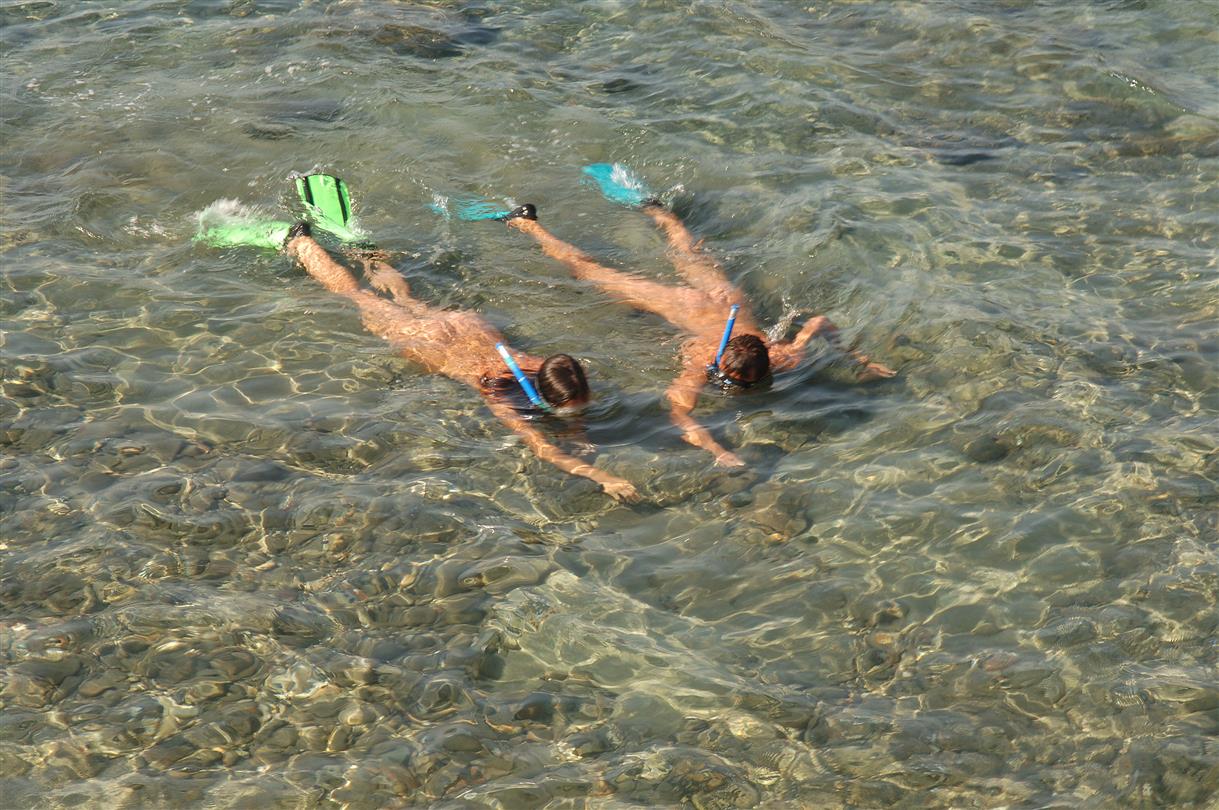 Plongée en corse au domaine naturiste de Bagheera, camping naturiste bagheera