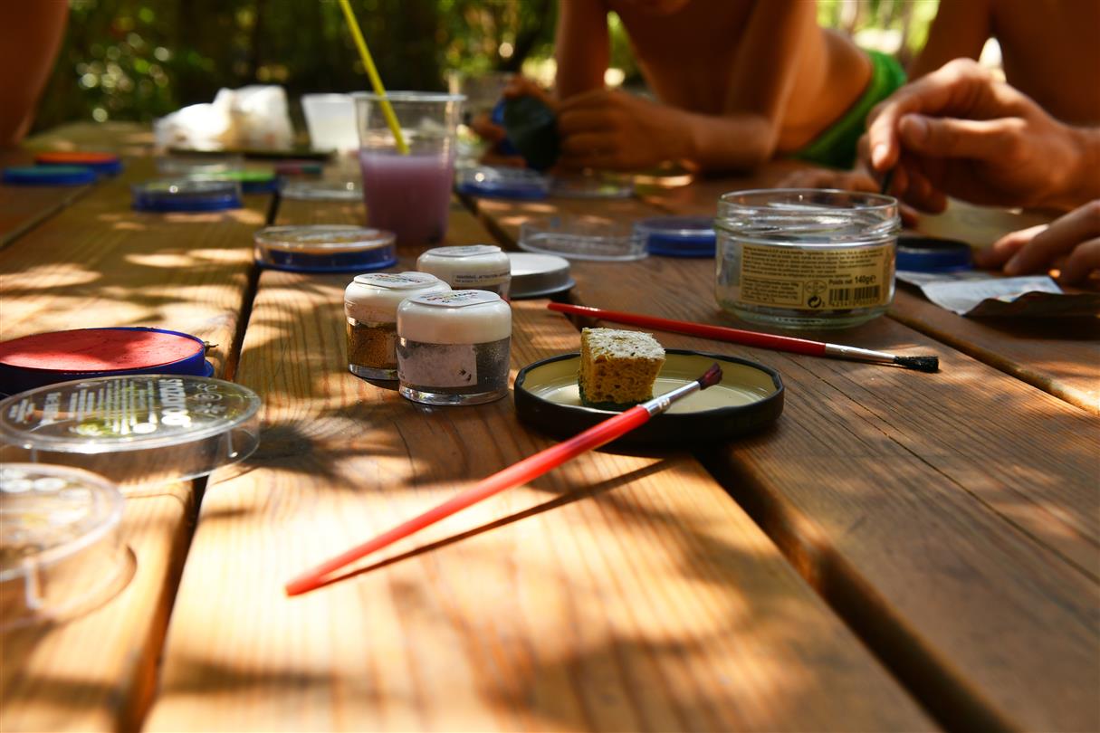 Atelier manuel enfants - Domaine naturiste de Bagheera